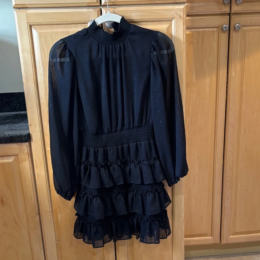 Elegant Black XS Dress - Picture 1 of 4